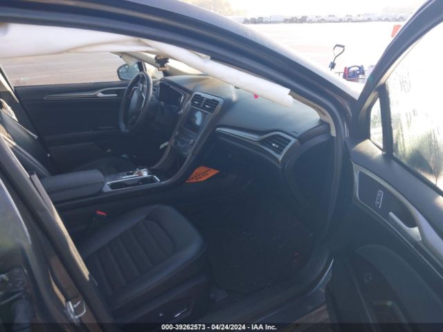 3FA6P0H73HR404676 Ford FUSION SE