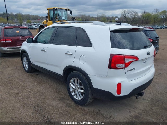KIA SORENTO LX 2014 5XYKTCA68EG543943 Image 3