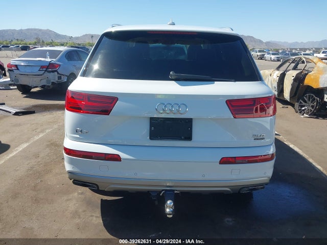 WA1VAAF73JD027033 Audi Q7 3.0t Premium