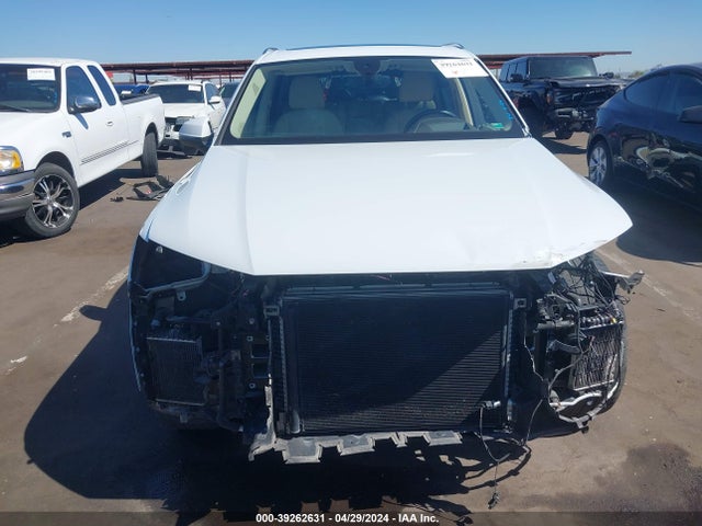 WA1VAAF73JD027033 Audi Q7 3.0t Premium