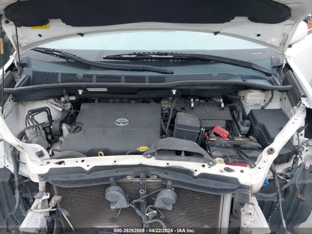 Toyota Sienna Se 8 Passenger 2014 5TDXK3DCXES465615 Image 10
