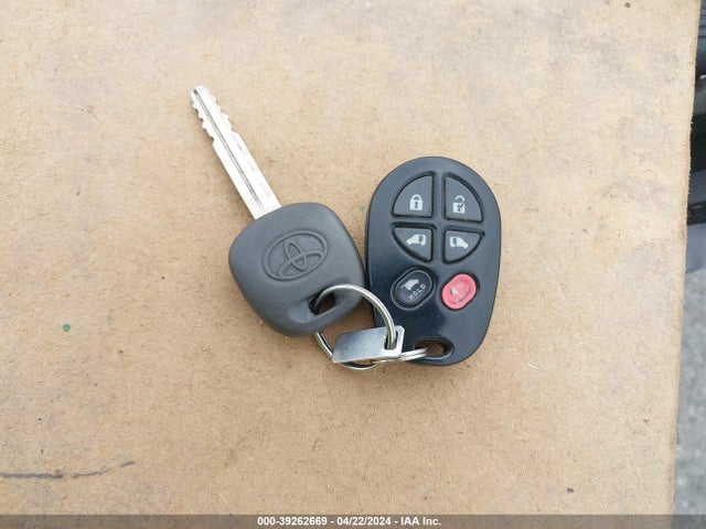 Toyota Sienna Se 8 Passenger 2014 5TDXK3DCXES465615 Image 11