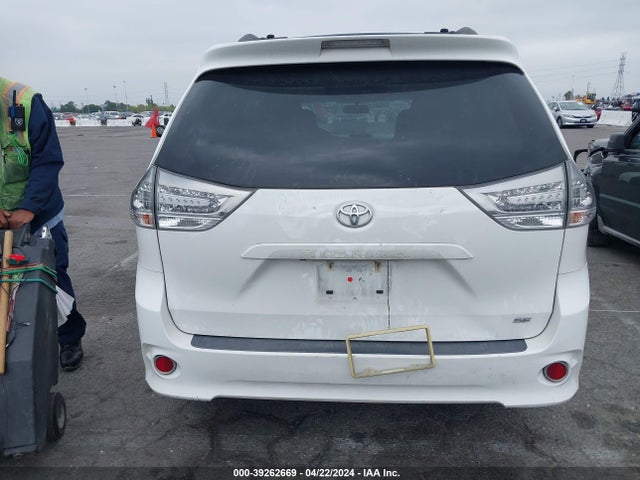 Toyota Sienna Se 8 Passenger 2014 5TDXK3DCXES465615 Image 17