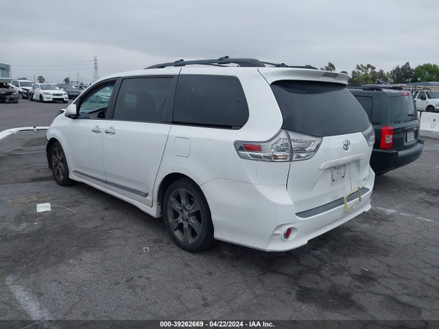 Toyota Sienna Se 8 Passenger 2014 5TDXK3DCXES465615 Image 3