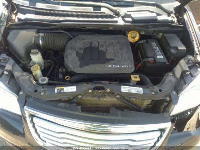 2C4RC1BG3FR618975 Chrysler Town & Country Touring