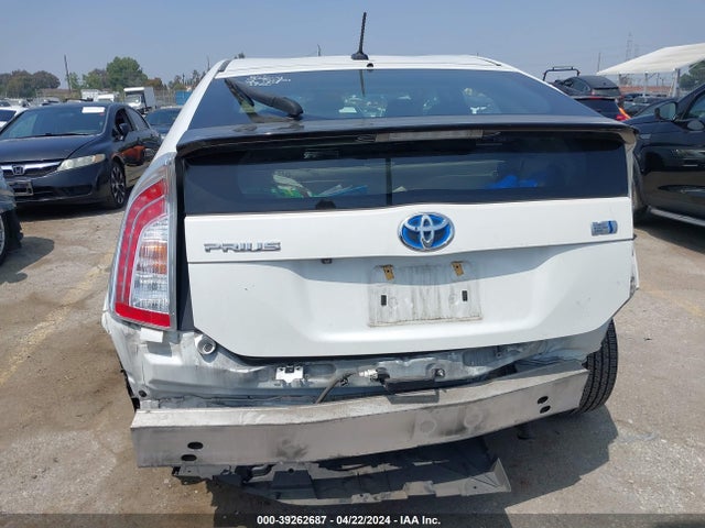 Toyota Prius Four 2015 JTDKN3DU4F0433113 Image 17