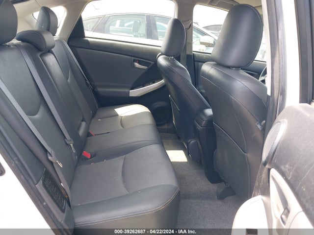 Toyota Prius Four 2015 JTDKN3DU4F0433113 Image 8