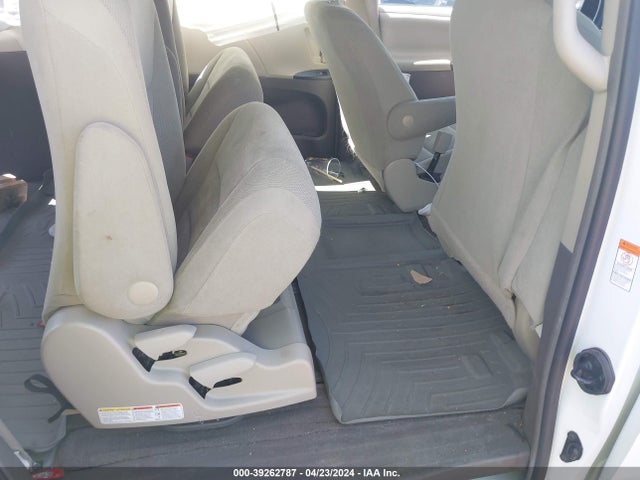 Toyota Sienna L 7 Passenger 2017 5TDZZ3DC6HS775267 Image 8