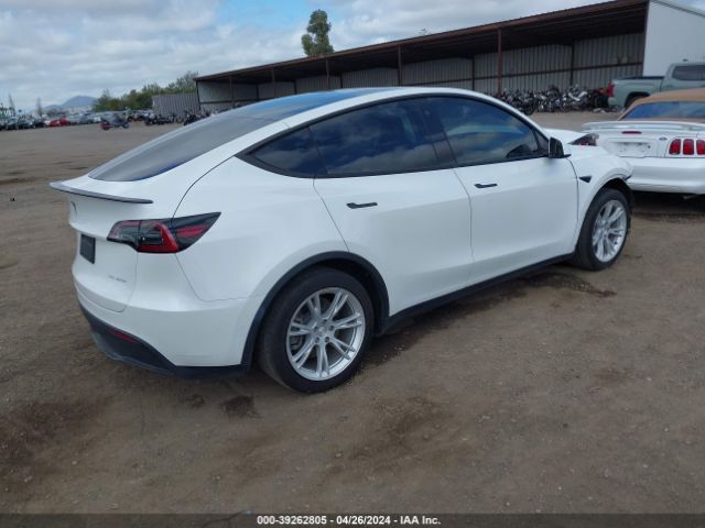 5YJYGDED0MF163143 Tesla Model Y Standard Range Rear-wheel Drive
