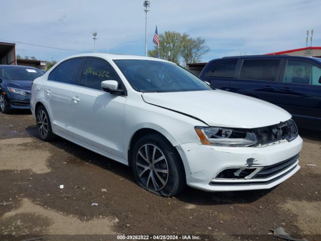 2017 Volkswagen Jetta 1.4t Se მანქანა იყიდება აუქციონზე, vin: 3VWDB7AJ2HM395462, აუქციონის ნომერი: 39262822