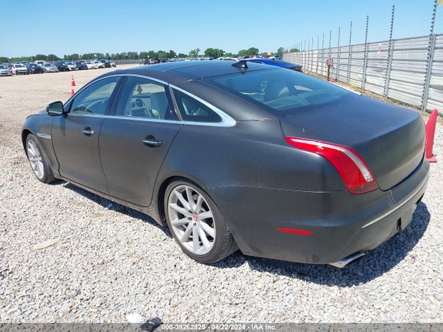 2013 JAGUAR XJ SAJWJ1CD0D8V38914 Photo 2