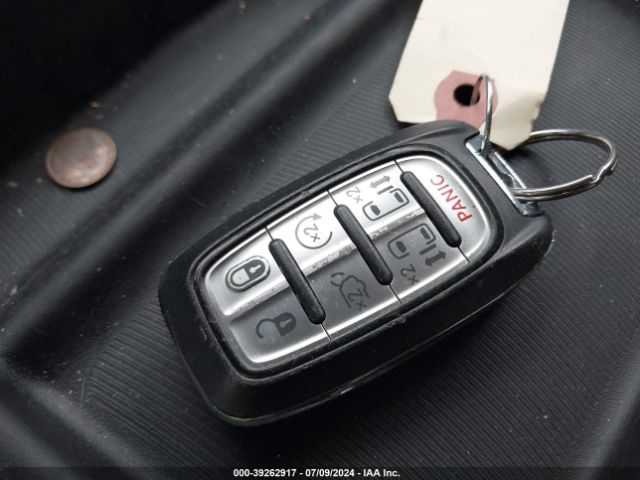 2C4RC1DG5MR539009 Chrysler Voyager Lxi