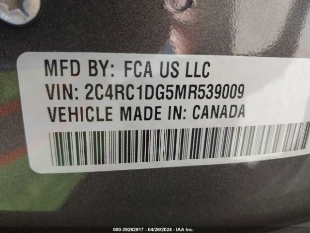 2C4RC1DG5MR539009 Chrysler Voyager Lxi