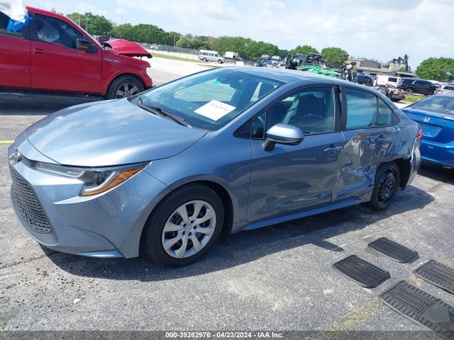 Toyota COROLLA LE 2022 5YFEPMAE3NP381570 Image 2