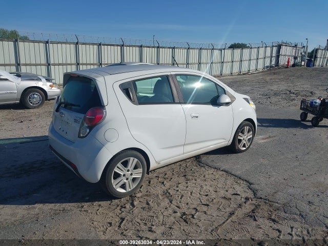 Chevrolet Spark 1lt Auto 2014 KL8CD6S92EC519808 Image 4