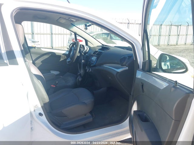 Chevrolet Spark 1lt Auto 2014 KL8CD6S92EC519808 Image 5