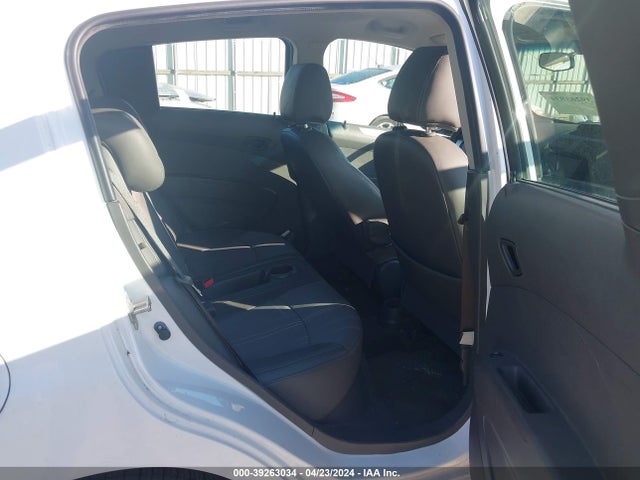 Chevrolet Spark 1lt Auto 2014 KL8CD6S92EC519808 Image 8