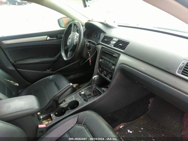 1VWAT7A34EC069287 Volkswagen Passat 1.8t Wolfsburg Edition