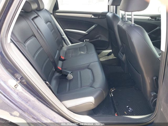 1VWAT7A34EC069287 Volkswagen Passat 1.8t Wolfsburg Edition