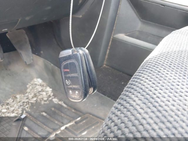 1C6RR7HT8FS685292 RAM 1500 Sport