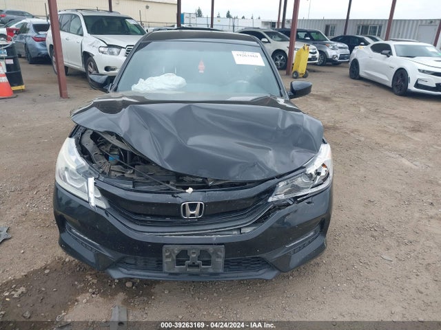 Honda Accord Sport 2017 1HGCR2F58HA058575 Image 12
