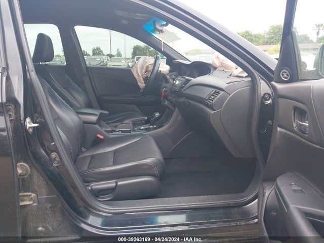 Honda Accord Sport 2017 1HGCR2F58HA058575 Image 5