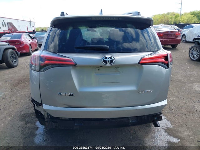 Toyota RAV4 LE 2016 2T3BFREV9GW464152 Image 17