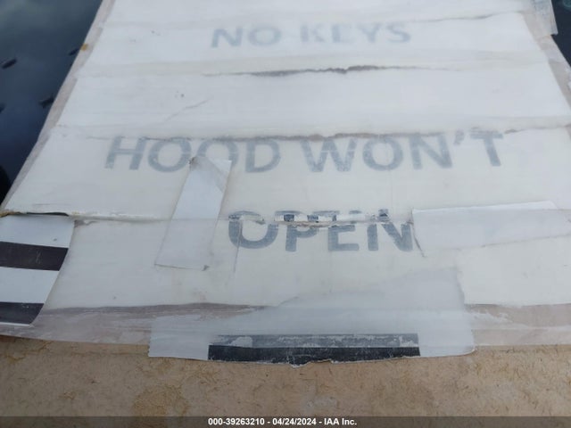 2010 MINI COOPER WMWMF3C55ATZ25749 Photo 9