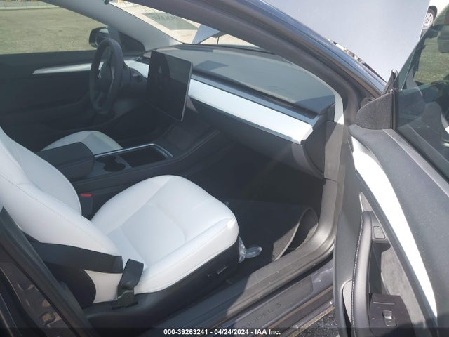 5YJ3E1EA8PF422955 Tesla Model 3 Rear-wheel Drive
