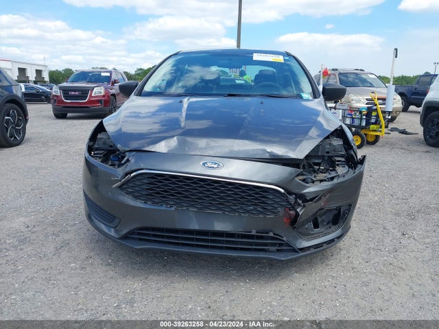 Ford FOCUS S 2018 1FADP3E24JL220630 Image 6