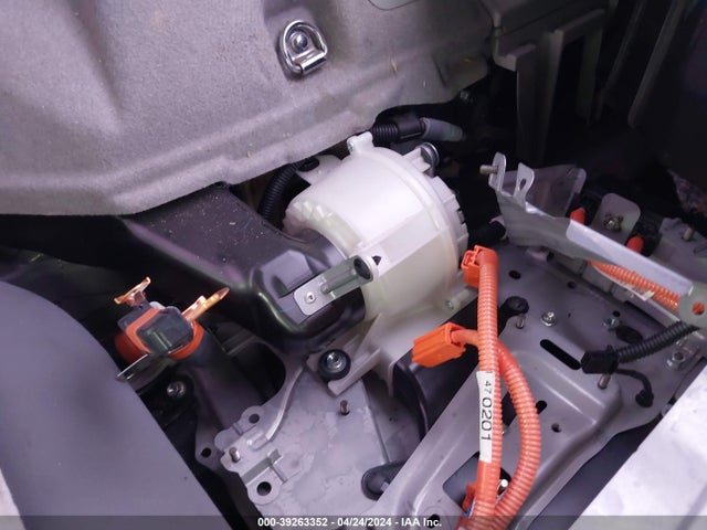 Toyota Prius Two 2015 JTDKN3DU1F1915662 Image 18