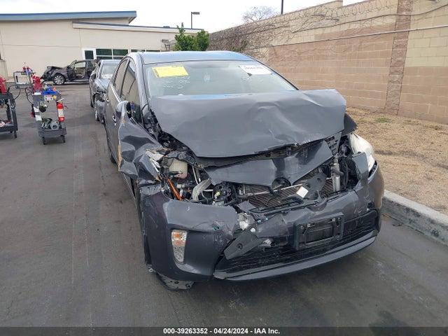 Toyota Prius Two 2015 JTDKN3DU1F1915662 Image 6