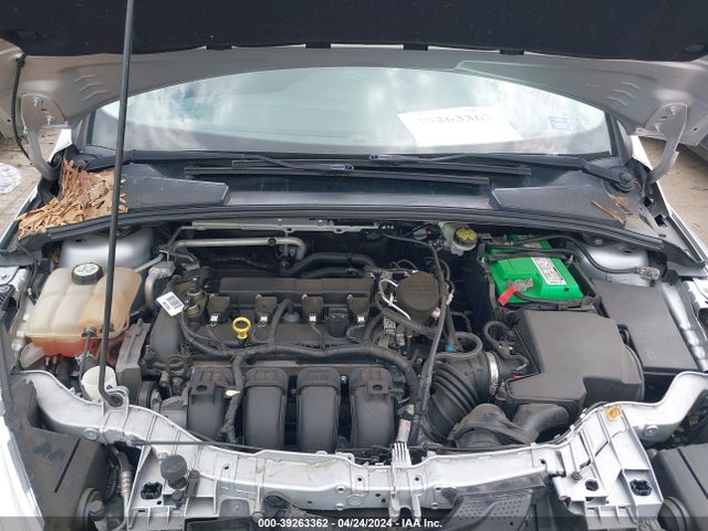 Ford FOCUS SE 2015 1FADP3K2XFL315821 Image 10