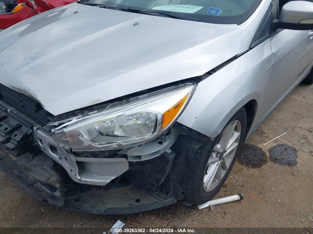 Ford FOCUS SE 2015 1FADP3K2XFL315821 Image 12