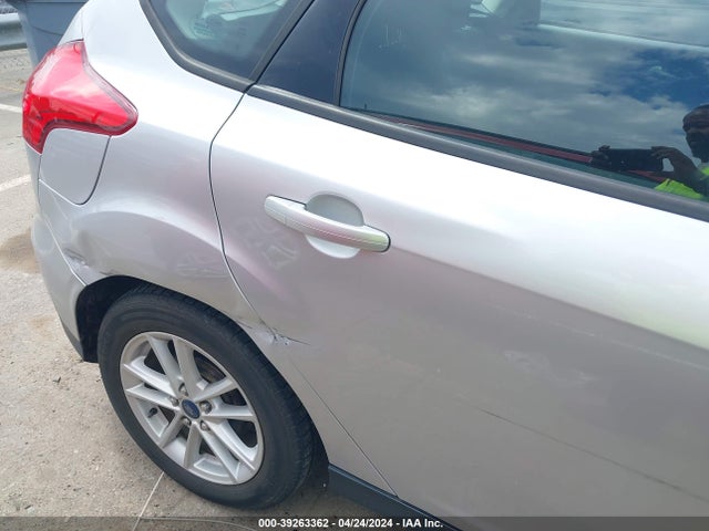 Ford FOCUS SE 2015 1FADP3K2XFL315821 Image 15