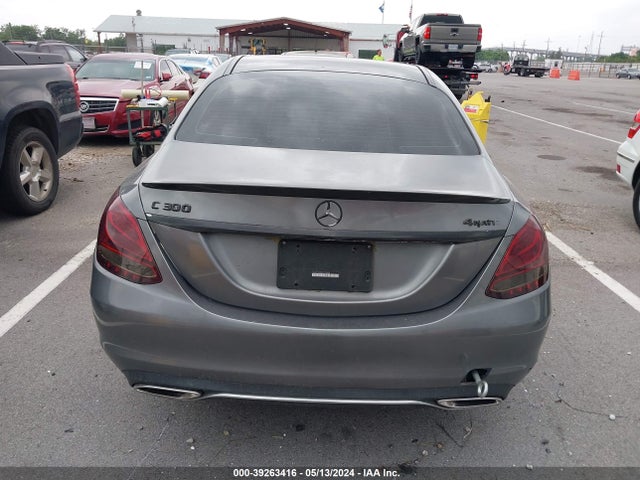 55SWF4KB8GU138698 Mercedes-Benz C-Class