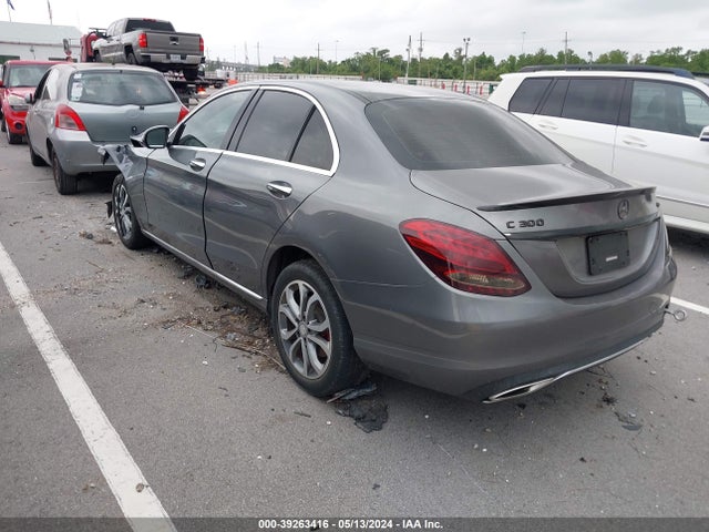 55SWF4KB8GU138698 Mercedes-Benz C-Class