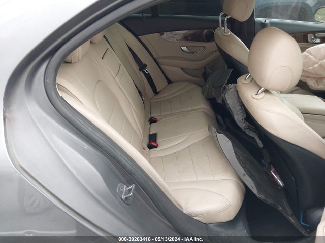 55SWF4KB8GU138698 Mercedes-Benz C-Class