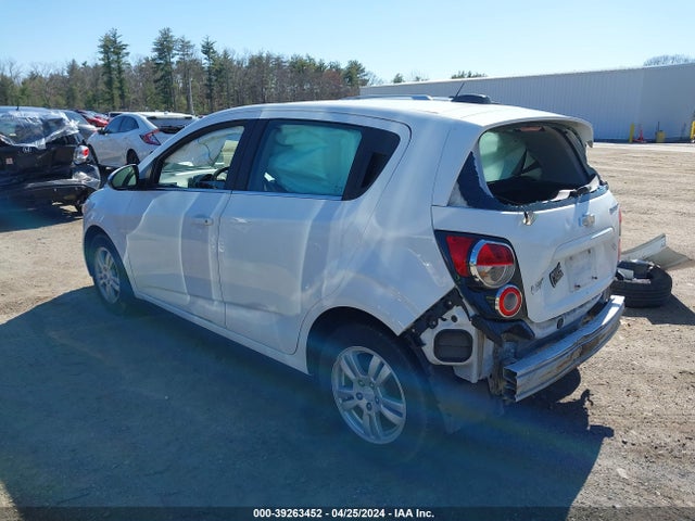 Chevrolet Sonic Lt Auto 2015 1G1JC6SH5F4166977 Image 3