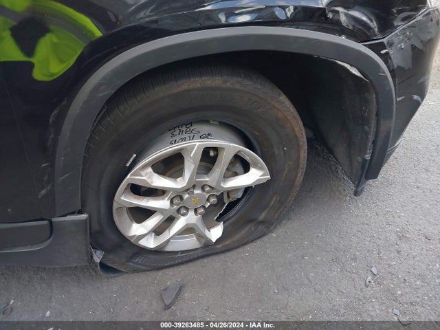 Chevrolet Traverse Ls 2019 1GNERFKW3KJ299200 Image 6