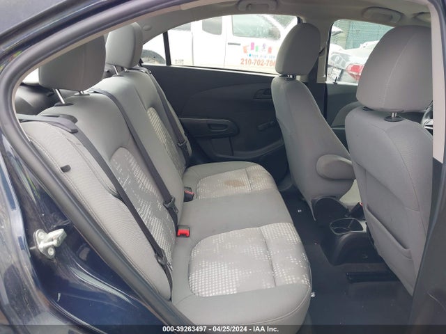 Chevrolet Sonic Ls Auto 2015 1G1JA5SH2F4218761 Image 8