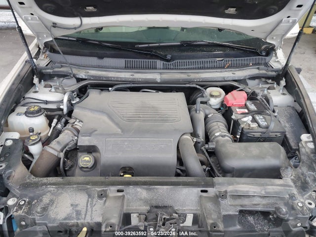 Lincoln Mkt Reserve 2018 2LMHJ5AT1JBL00345 Image 10