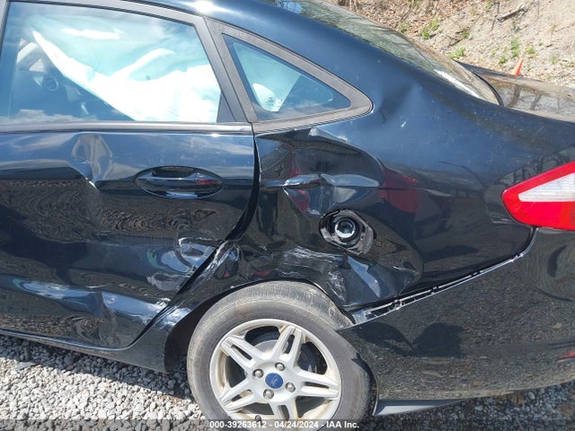 Ford FIESTA SE 2018 3FADP4BJ5JM142391 Image 12