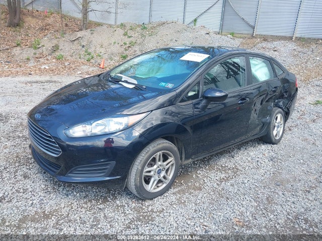 Ford FIESTA SE 2018 3FADP4BJ5JM142391 Image 2