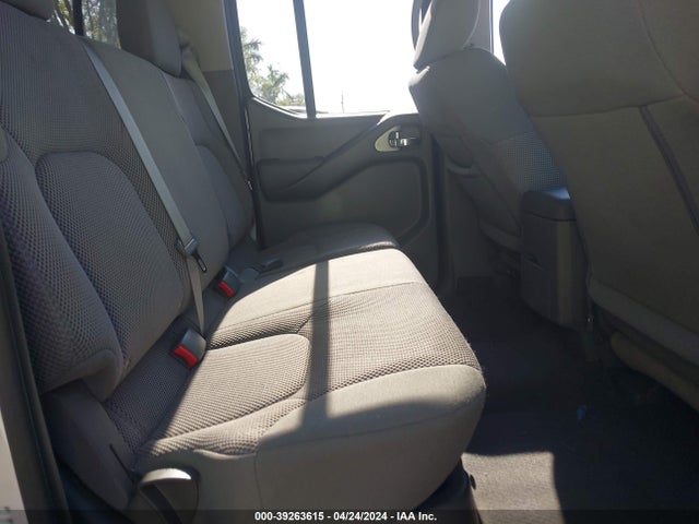 Nissan Frontier Sv 2019 1N6AD0ER6KN733768 Image 8