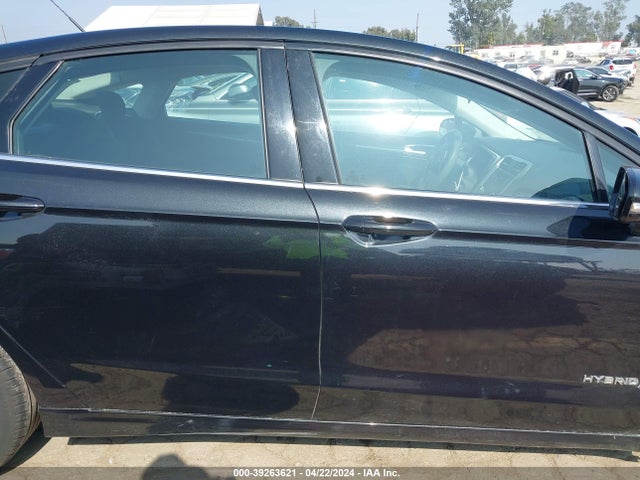 3FA6P0LU3FR163745 Ford Fusion Hybrid Se