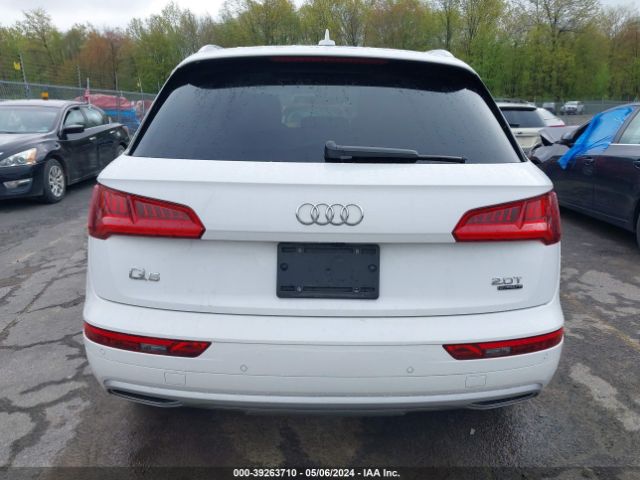 WA1BNAFY1J2146789 Audi Q5 2.0t Premium/2.0t Tech Premium
