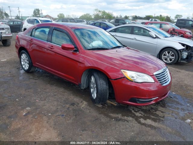 Auction sale of the 2013 Chrysler 200 Touring, vin: 1C3CCBBB4DN584589, lot number: 39263711