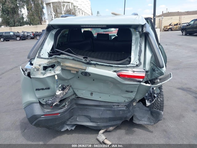 2T3W1RFVXMW120789 Toyota Rav4 Xle