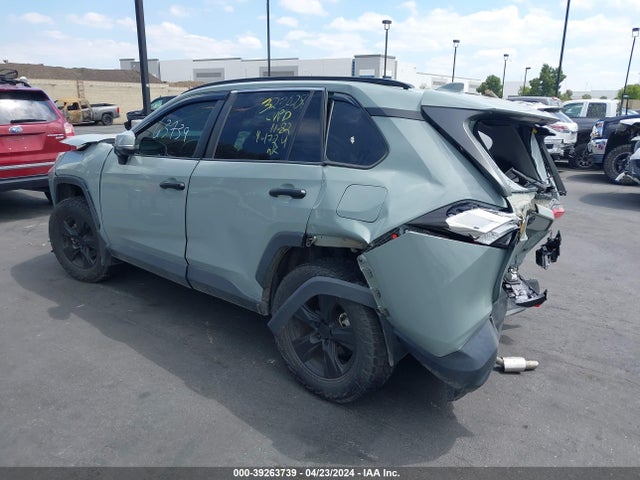 2T3W1RFVXMW120789 Toyota Rav4 Xle